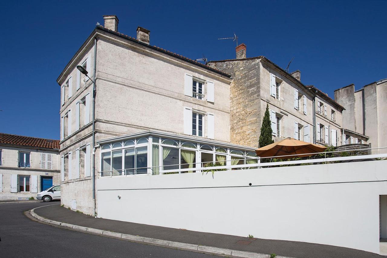 Laferriere Bed and Breakfast Angoulême Exteriör bild