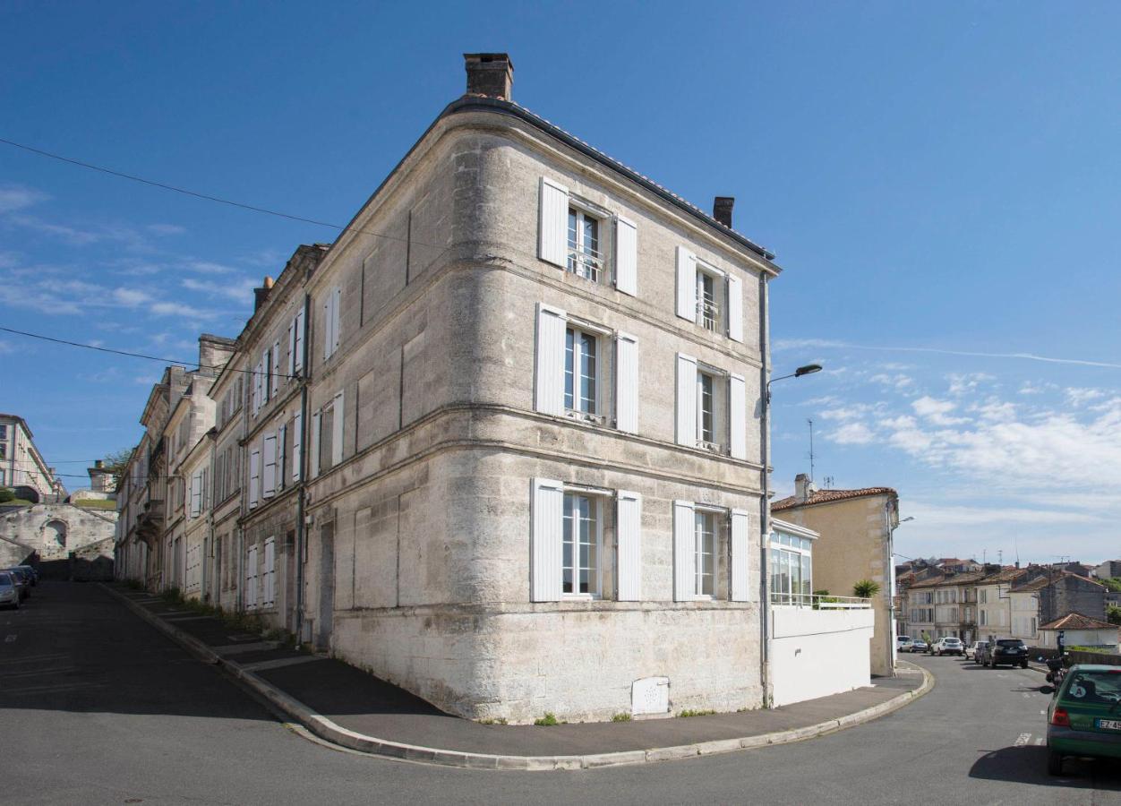 Laferriere Bed and Breakfast Angoulême Exteriör bild